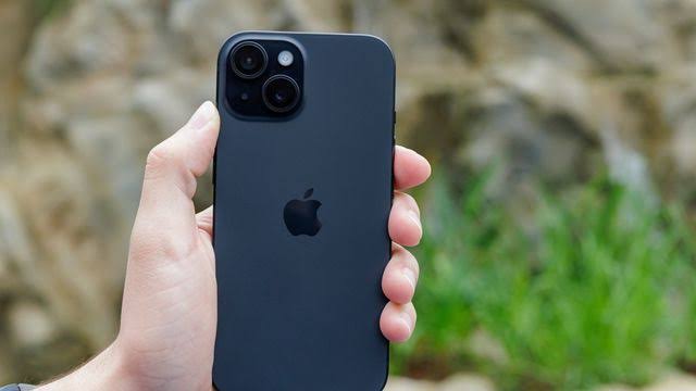 iPhone 15